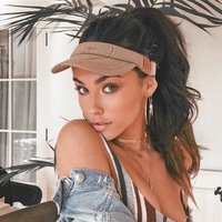 ∞ becca ∞ (@gwsloyal) 's Twitter Profile