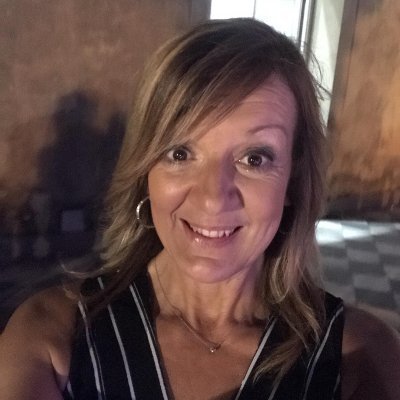 marielamarenco's profile picture. Escritora. Docente. Coach. Deportista. Yogui. Columnista Radio Universal. Directora Académica ADM.  Master en Inteligencia Emocional