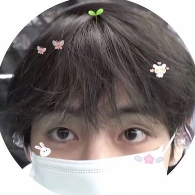 ชาติ ศาสนา จุ้บแก้ม