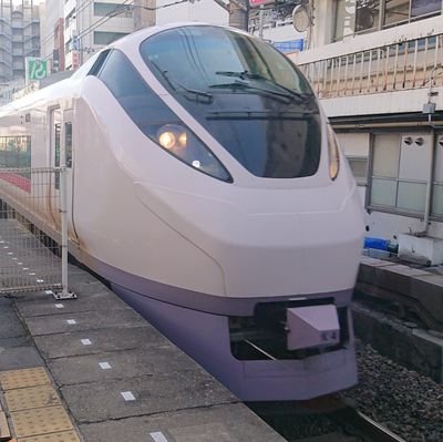 JJ07_kg1002's profile picture. 避難所→https://t.co/NR1F5xDva7
取扱内容→Kick・ニコ生・ふわっち・ゲーム・交通・旅行
商材・投資・エロ垢は永久NGぶっ込む！