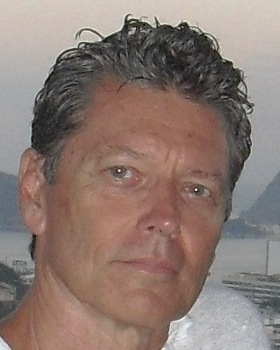 Fernando Bicudo é Presidente da Ópera Brasil que fundou em 1989 e também da Associação Brasileira de Artistas Líricos (1932) e Associação de Canto Coral (1941).