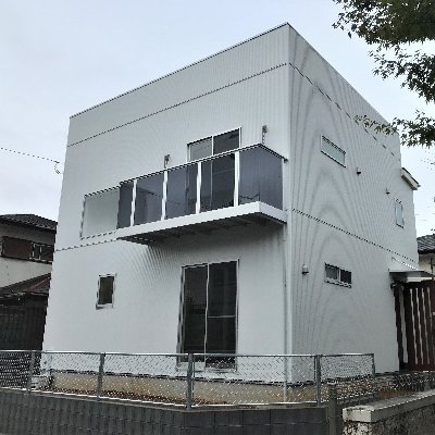 埼玉県川越市で建築業をしています。 主に新築・リフォームなどを手掛けています。 中の人Twitter初心者で仕組みがよくわかっていないけど発信します！ 企業公式ですが中の人の個人的なポストが多めです。 いつの間にか犬がメインに🐶テレビ好き📺食べることが好き🍜弁当ツイ好き🍱 楽しくポストしてます😊