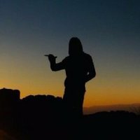 مُجـَرَد عَقْل، (@jonyadams2) 's Twitter Profile