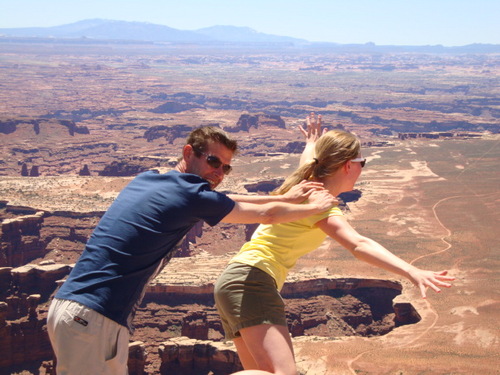 ErikJonk's profile picture. Coördinator en verslaggever @metro. Ex-jurylid Musical Awards en Talent voor Taal. Rock Werchter. A'dam binnenstad. Broodje frikadel, toefje mayo.