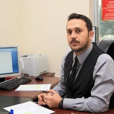 Elif Buğlem ve Meva'nın Babası I Akademisyen l Doç. Dr. l
Bolu Abant İzzet Baysal Üniversitesi-İİBF