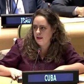 Madre Jurista y diplomática. Embajadora de Cuba 🇨🇺ante la Mancomunidad de Australia🇦🇺. Martiana y Fidelista. Amante de la verdad y la Justicia.