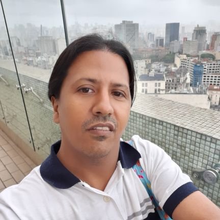 Arquiteto e Urbanista, Engenheiro, Designer, Modelo, Professor, Empreendedor, Desenhista, Atleta.