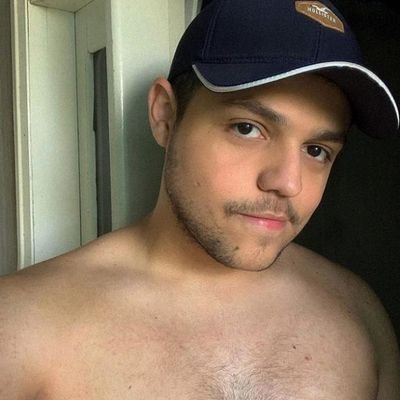 JuanJoseArias07's profile picture. No heterosexual - Mis comentarios y publicaciones son con el objetivo de divertir, entienda que si usted se ofende eso también me parecerá divertido