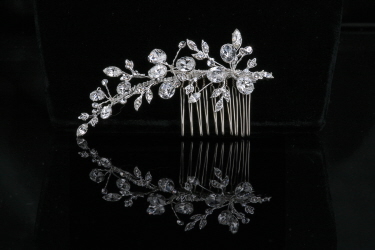 Making Your Special Day Glamorous and Unforgettable
Meeting all of your bridal accessory needs
prestigiousbride@aol.com / 210 427-6948 / FaceBook Page