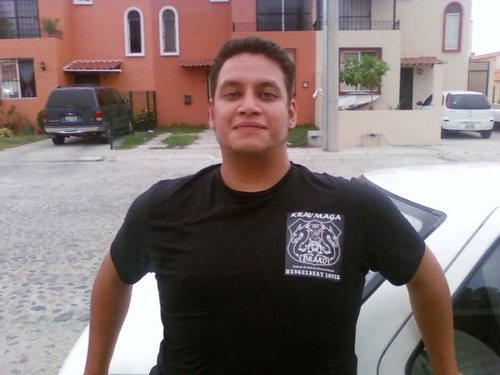 ICEBERG1305's profile picture. 