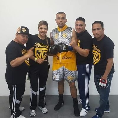 SOY DE CULIACAN SINALOA Y MI PROFECION SOY MANAGER ,DE BOXEO , ENTRENADOR , PREPARADOR FISICO CUTMEN Y MATCHMAKER DE BOXEO PROFECIONAL.
