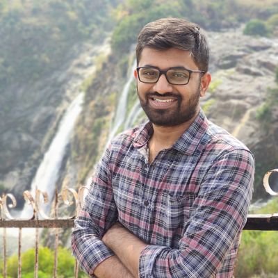 chakri1vr1's profile picture. 