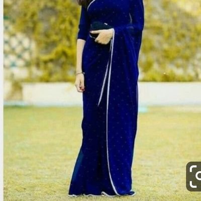 Zarahas82528674's profile picture. smile