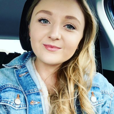 phoebe23langer's profile picture. 