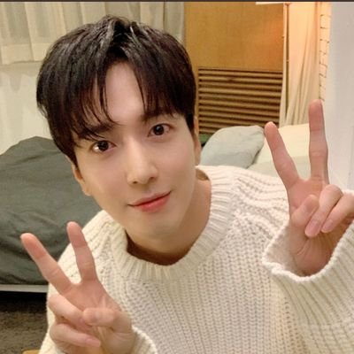 💖사랑해💖
♥️당신 없이는 못 살아요♥️
                 ペン・Twitter🔰４人のCNBLUE・ヨンファさんの事を教えて下さい💖よろしくお願いします✨
たくさんのBOICEさんと仲良くなりたいです😆🎵🎵
あまり現れませんが、よろしくお願いします🙇✨