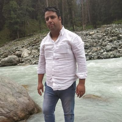 khan000052's profile picture. 