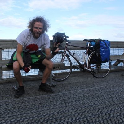 Music & Travel writer for @guardian @Summersdale
Cycled From Ibiza to the Norfolk Broads following a lyric from David Bowie's Life on Mars? 👨‍🎤 ⚡ 🚴