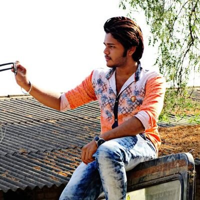 NanirSiddharth's profile picture. INDIA🇮🇳 Medico_MBBS@GMCA :-
Work Hard In Silence_Let Success Makes The Noice🎯✨