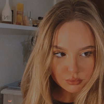 LunaGfkk's profile picture. 