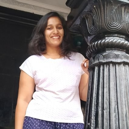 joshi_toshavi's profile picture. 