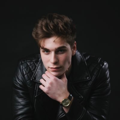 TibiPrisco's profile picture. Entrepreneur / Hustler 💸 Instagram & YouTube side Hustles 📈 Just started a new business , mindset page on ig . Feel free to follow 🔑