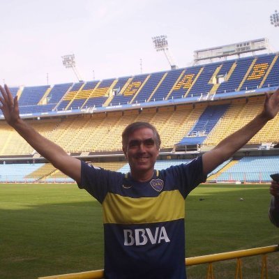 Hincha de Boca opinólogo, camarógrafo, notero y archivista de contenidos de interés histórico de Boca