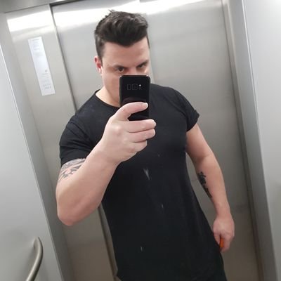 sayadagama's profile picture. PHOTOGRAPHE / INFOGRAPHISTE / VIDEASTE et WEBDESIGNER (Société : 600 pixel studio) Contact : sayadagama@gmail.com
FREE RUNNER🌍Parkour / free running since 2002