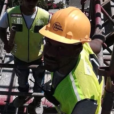 Construction engineer @concor Western cape👷🏗🇨🇩🇿🇦,Football lover⚽️⚽️