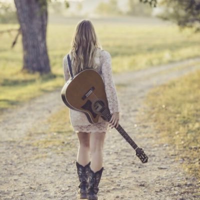 Promotor of @B_Pikapolonica #Music #blogger Spotify: https://t.co/wHVPBA9veT