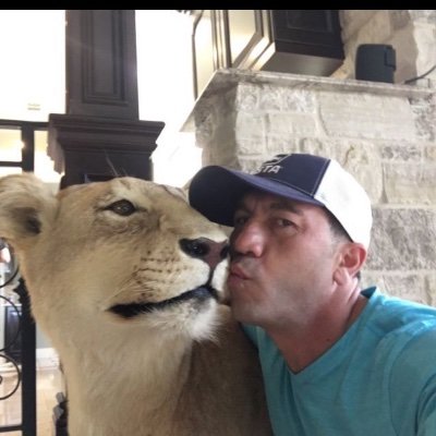 1world2's profile picture. 