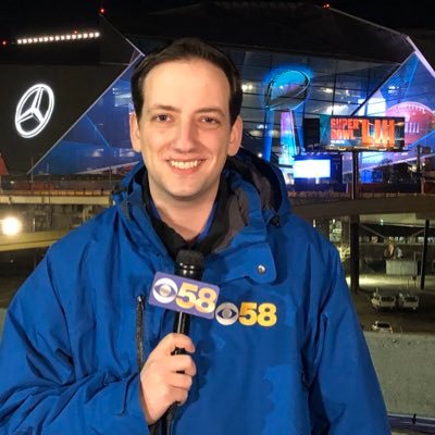 Sports Anchor/MMJ at @CBS58 covering the #Packers, #Brewers, #Bucks, #Admirals + college & HS athletics! @SyracuseU + @CitrusTVSports grad. #PlayItForward