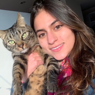 PaulinaRiv9's profile picture. 