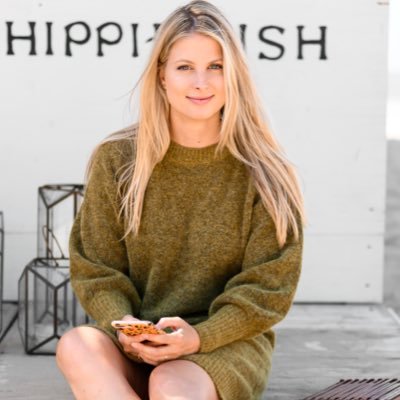 Freelance content creator & eindredacteur. Insta: @esmeenoelle YouTube: esmeenoelle https://t.co/VMo0N1j6KK