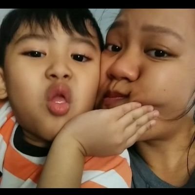 ezzelle_'s profile picture. Pity