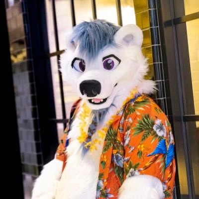 ~AZN Polar Bear ~ Bay Area ~ Icon & banner by @chatahSpots ~ Love paws, rubber, photo, hypnosis, fursuit, daddy and skinny ~ Fursuit by @FurTheWinStudio