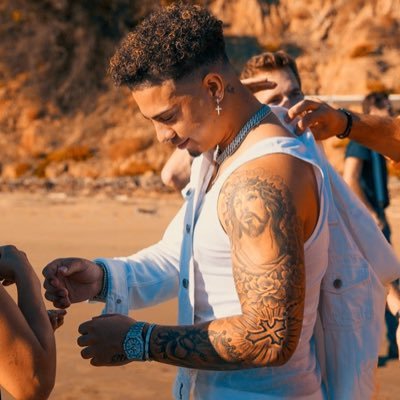 canadianfxcks's profile picture. j'ai fait la saison dans cette boîte crânienne, tes pensées, je les faisais miennes