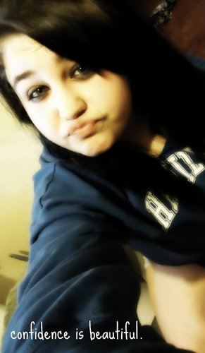 Tabitha , is the name . Single , i'm mean i speak my mind. Drama save it. Cell phone Ask? 3 bff's aha. i'm old enough! i love taylorlautner ,+monsters♥ so talk.