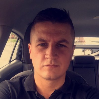 Avec le cœur rouge et bleu, mes tweets ( quand il y en a ) n’engagent bien sûr que moi.