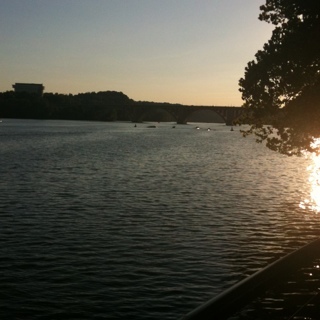 a_bthomas's profile picture. 