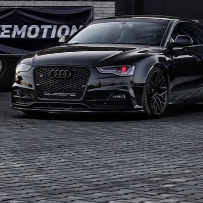 yaraskyisdeBOM's profile picture. 