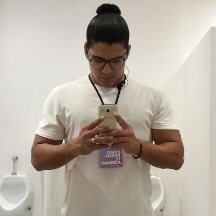 Lucasklayn's profile picture. Lucas Klayn