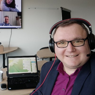 distance_teach's profile picture. Seit der Schulzeit beschäftigte ich mich mit Digitalisierung von Bildung und politischen Engagement. Jetzt zusammen mit anderen.