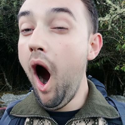 bleduche_'s profile picture. Prout.