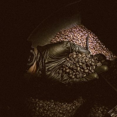 Umeren66's profile picture. اللهُم اجعلني ذكرى طيّبهہ 
لكل من عرفني مثل غيمّہ مرت ثم روت
وأنبتت نباتاً طيباً 🕊🍃.