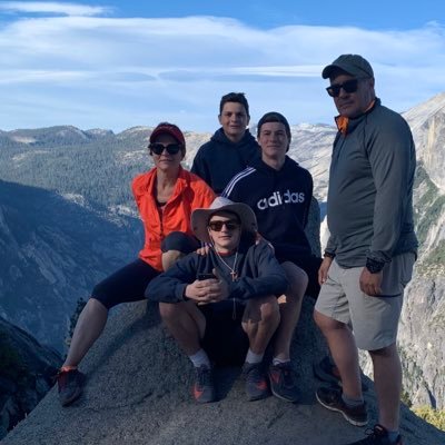 LivingGreenMom's profile picture. Wife,Mom,Shaklee BusinessLeader, RN, trailrunner,♥️biking🚴🏻‍♀️kayaking🚣🏼‍♂️♥️being outdoor. Lover of🌎green living,🍷, healthy stuff,❤️watching kids ⚽️🥍