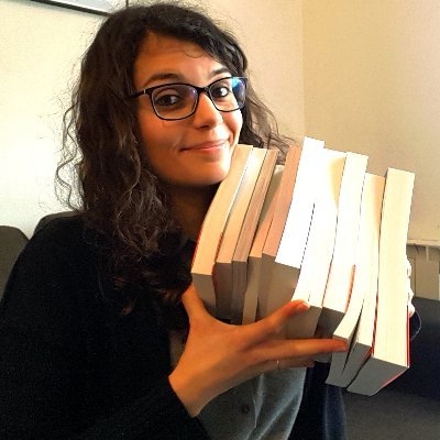 Locadeslivres's profile picture. 👩 Libraire 📚 Passionnée de livres 🇪🇸 Lectures en espagnol ✏ Blogueuse 🎥 Youtubeuse