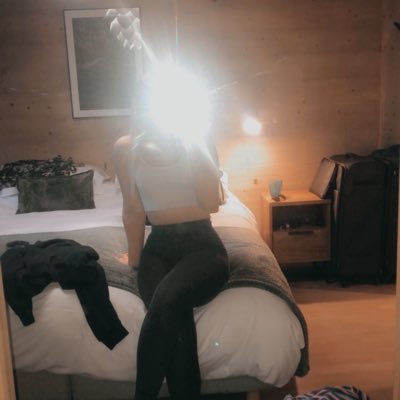 hollylummisx's profile picture. 