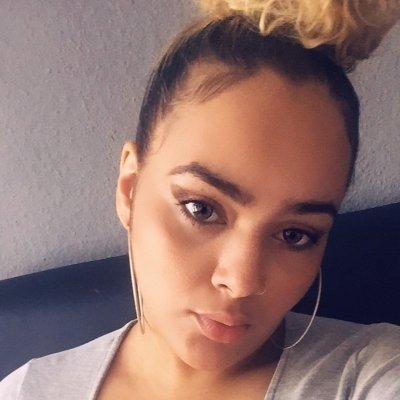 Ich bin eine liebevolle Afro-Deutsche, ich werde dich nicht für selbstverständlich halten, bitte nimm mich nicht für selbstverständlich wegen meines freundliche