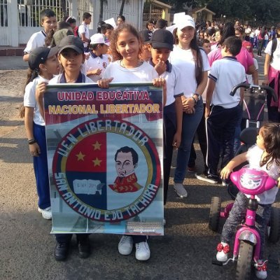 Un pueblo ignorante es un instrumento ciego de su propia destrucción.