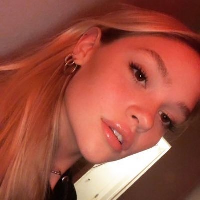 unedosederose's profile picture. 𝗁𝖾𝖺𝗏𝖾𝗇 𝗂𝗇 𝗁𝗂𝗌 𝖾𝗒𝖾𝗌 ⠀⠀⠀⠀⠀⠀ ⠀⠀⠀⠀⠀⠀ ⠀⠀⠀⠀⠀⠀ ⠀⠀⠀⠀⠀⠀𝗁𝖾𝗅𝗅 𝖻𝖾𝗁𝗂𝗇𝖽 𝗆𝗂𝗇𝖾.⠀⠀ ོ